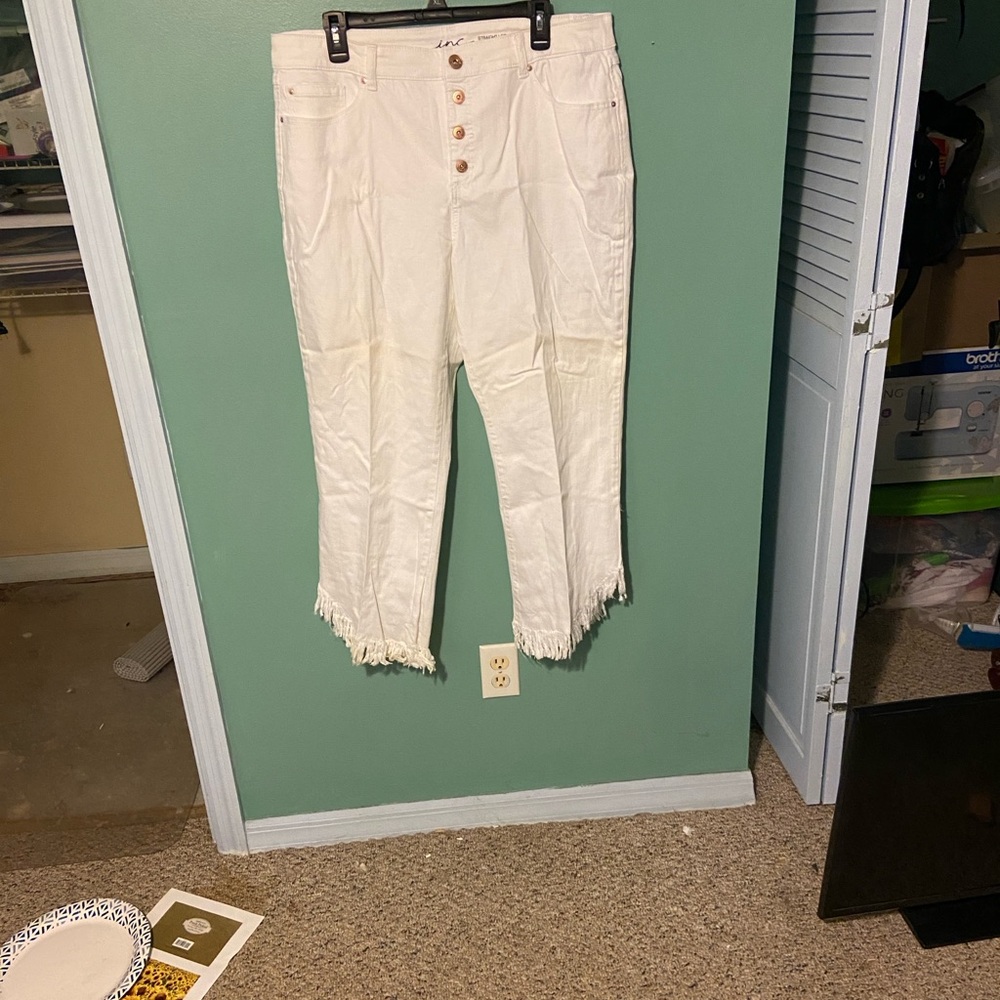 INC International Concepts Cream Frayed Hem Women Jeans